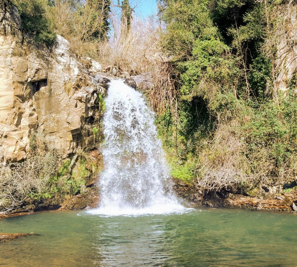 AMORE A CASCATA